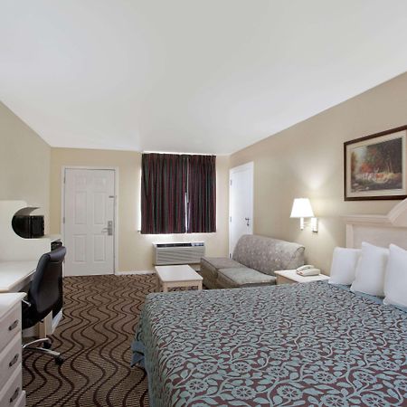 Days Inn By Wyndham Kerrville Buitenkant foto