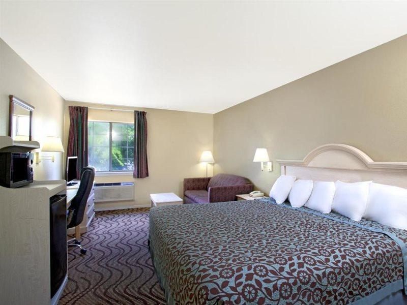 Days Inn By Wyndham Kerrville Buitenkant foto