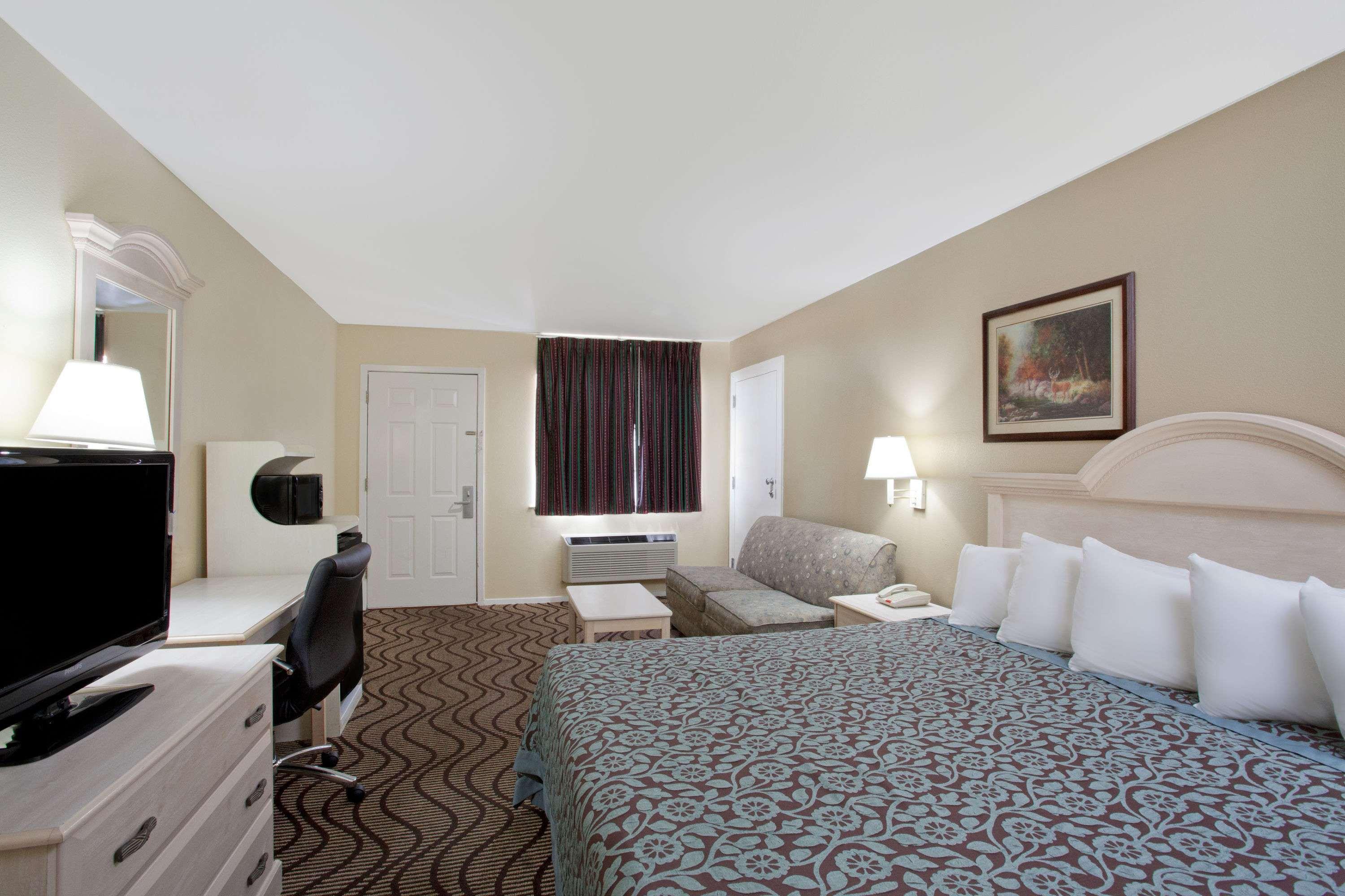 Days Inn By Wyndham Kerrville Buitenkant foto