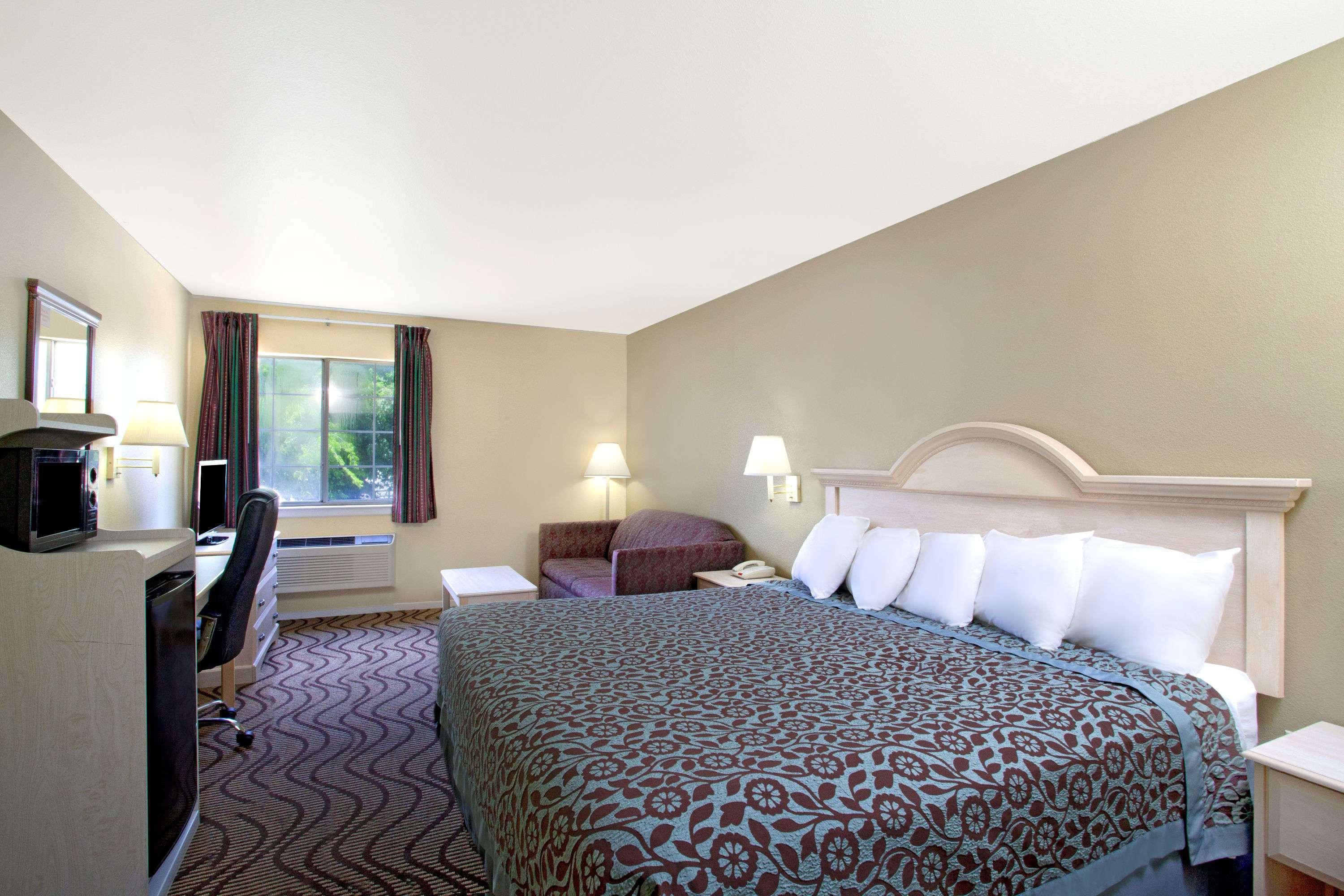 Days Inn By Wyndham Kerrville Buitenkant foto