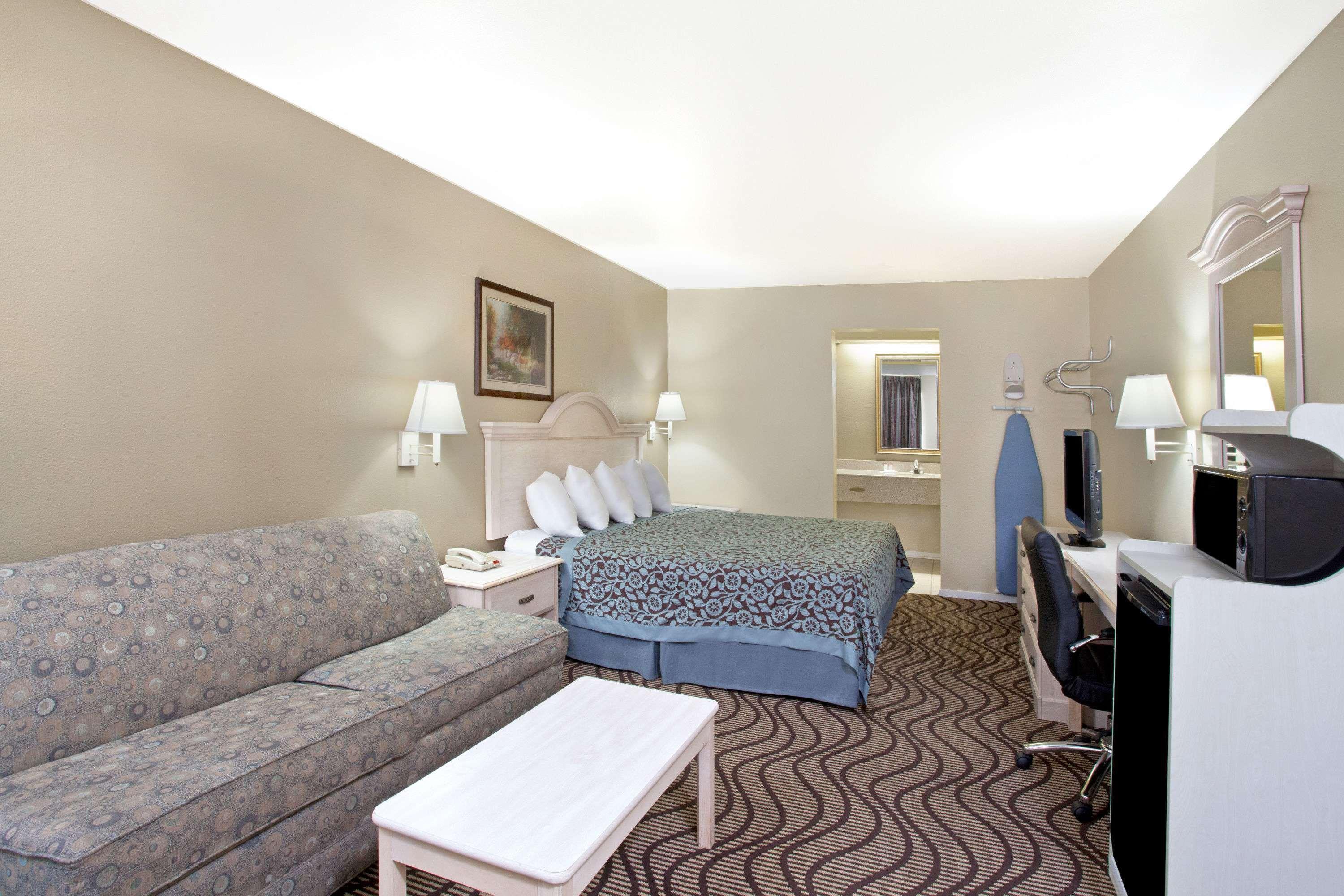 Days Inn By Wyndham Kerrville Buitenkant foto
